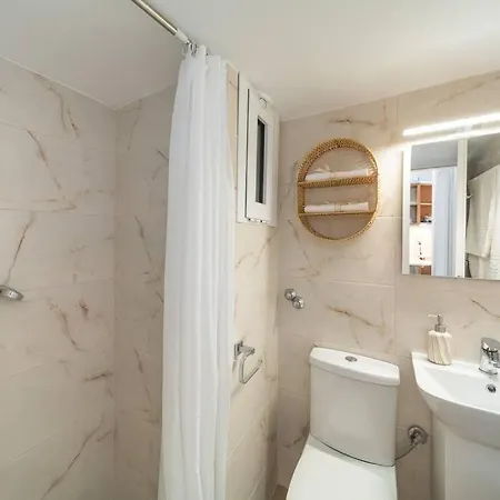 Urban Escape アパート *